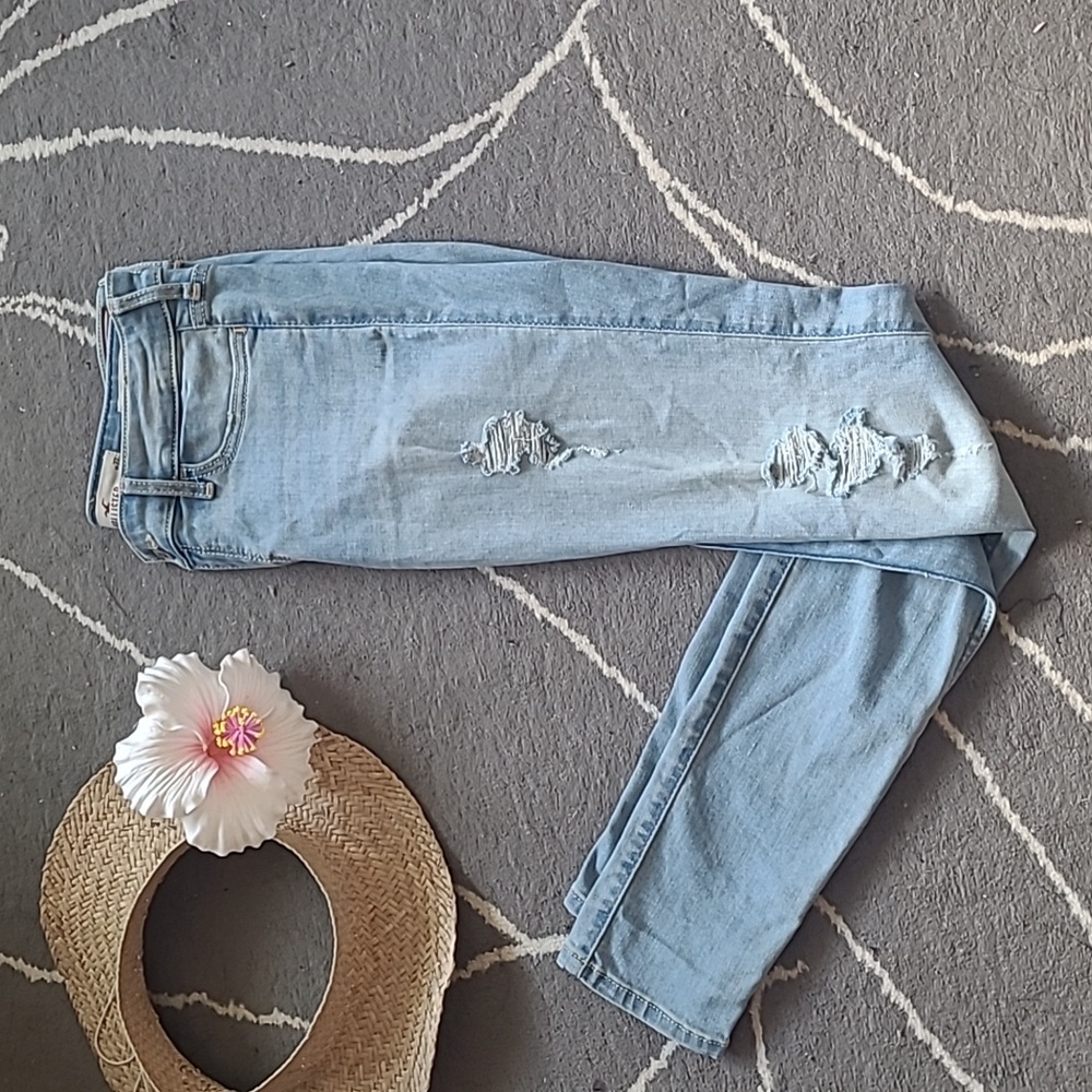 Hollister Low Rise Super Skinny Jeans
